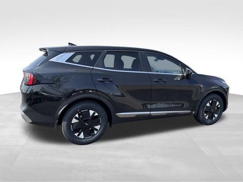 New 2026 Kia Sportage LX FWD image 2