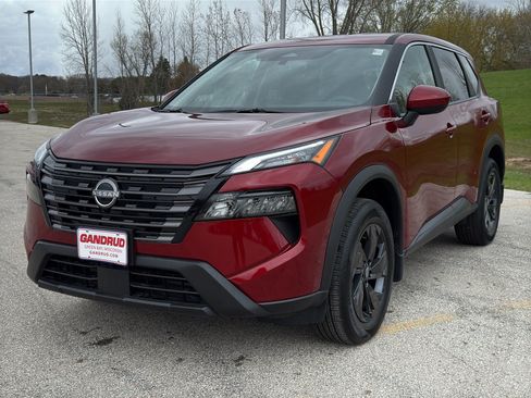 New 2026 Nissan Rogue SV w/ Cold Weather Package AWD/4WD image 2