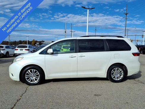 Used 2016 Toyota Sienna L image 8