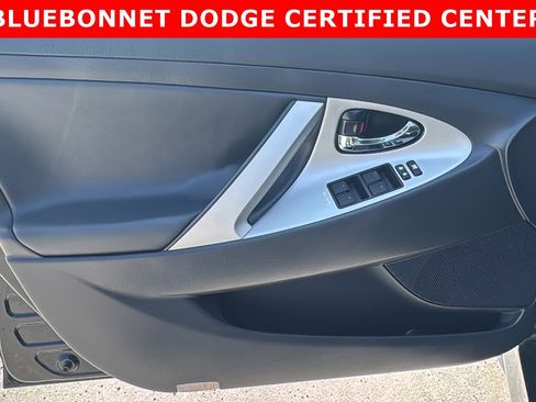 Used 2010 Toyota Camry image 12
