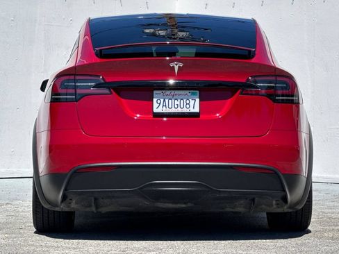 Used 2022 Tesla Model X AWD/4WD image 4
