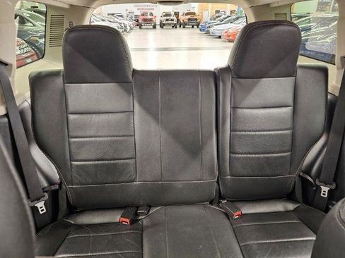 Used 2015 Jeep Patriot High Altitude AWD/4WD image 30