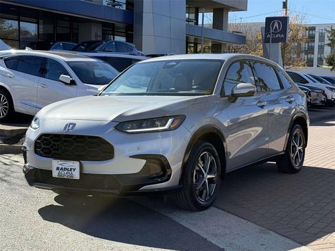 Used 2023 Honda HR-V EX-L image 3