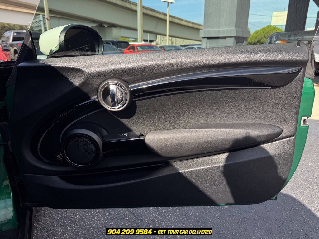 Used 2022 MINI Cooper SE w/ Driver Assistance Package FWD image 32