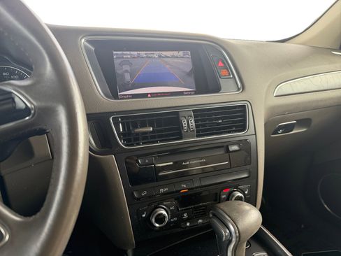 Used 2016 Audi Q5 2.0T Premium Plus w/ Technology Package image 15