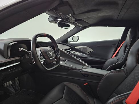 Used 2021 Chevrolet Corvette Stingray Premium Conv w/ Battery Protection Package image 7