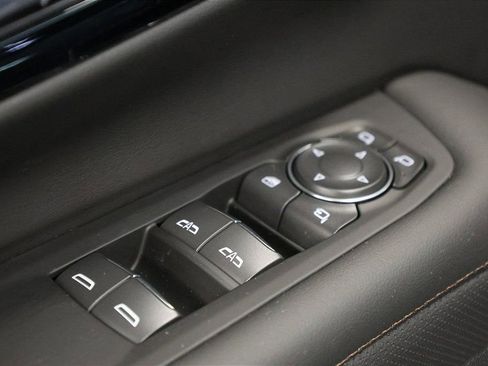New 2026 Chevrolet Suburban High Country AWD/4WD image 16