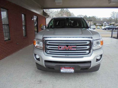 Used 2019 GMC Canyon SLE w/ SLE Convenience Package image 3