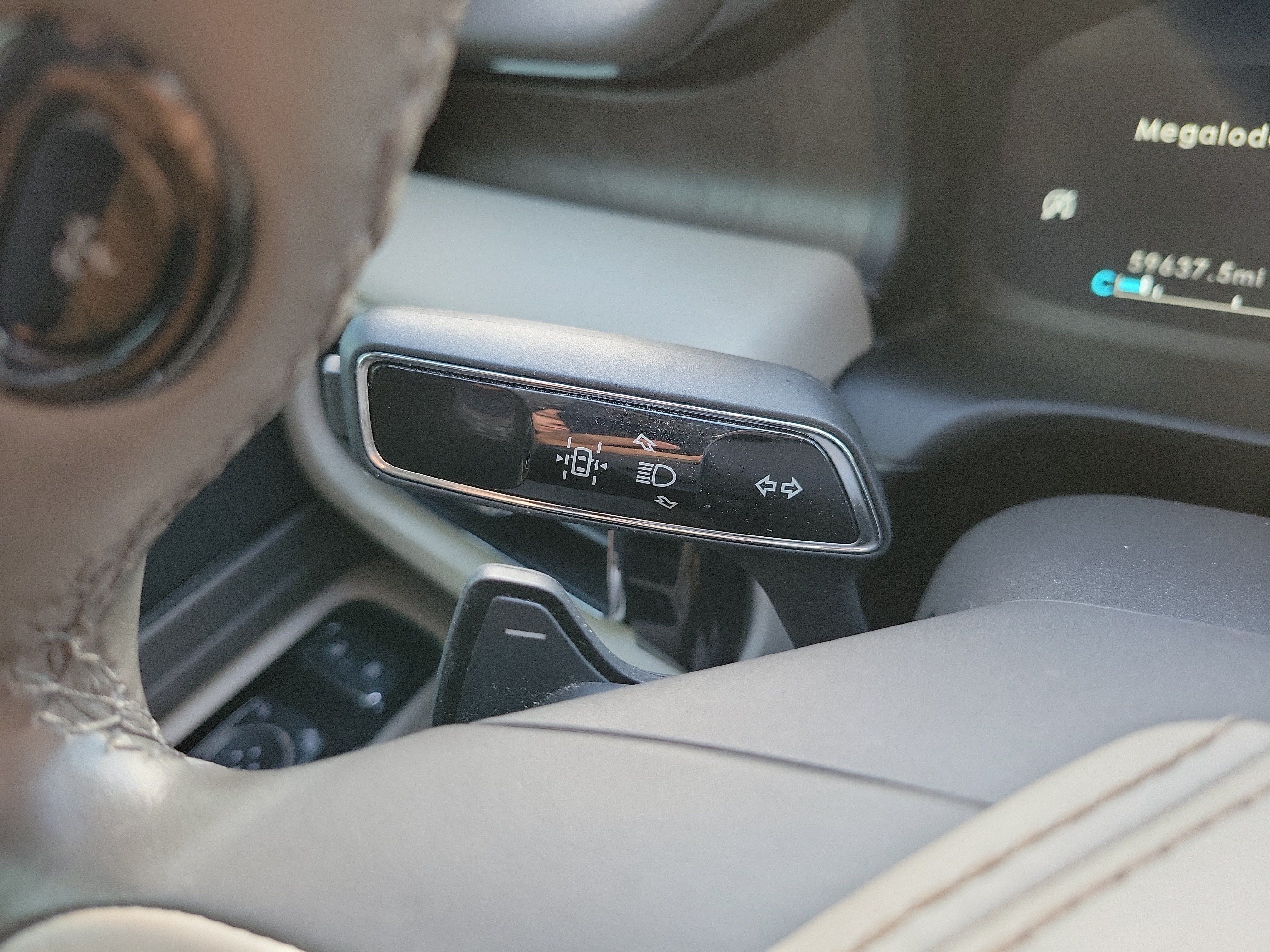 Used 2022 Lincoln Aviator Reserve RWD image 31