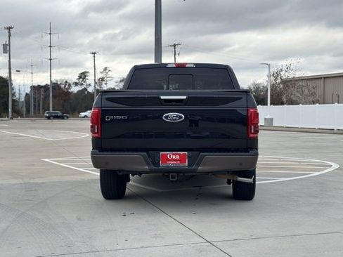 Used 2015 Ford F150 Lariat image 16