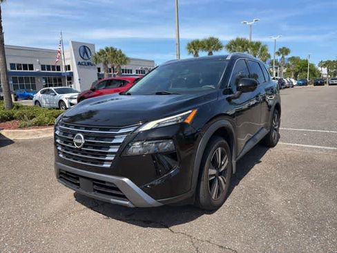 Used 2024 Nissan Rogue SL w/ SL Premium Package FWD image 2