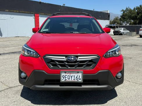 Used 2023 Subaru Crosstrek 2.0i Premium AWD/4WD image 2