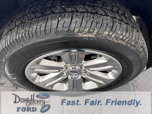 Used 2020 Ford F150 Lariat image 16