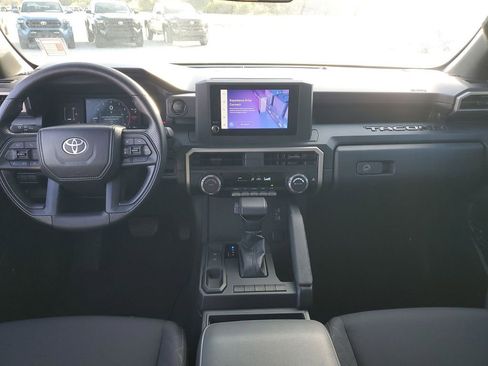 Certified 2025 Toyota Tacoma SR image 10