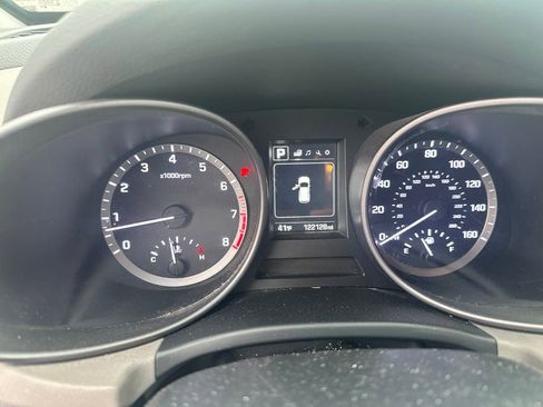 Used 2018 Hyundai Santa Fe Sport AWD/4WD image 11