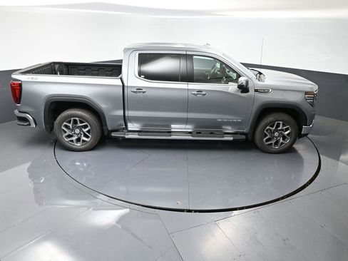 New 2026 GMC Sierra 1500 SLT w/ SLT Premium Plus Package image 40