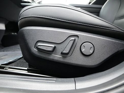 Used 2024 Kia EV6 Light RWD image 10