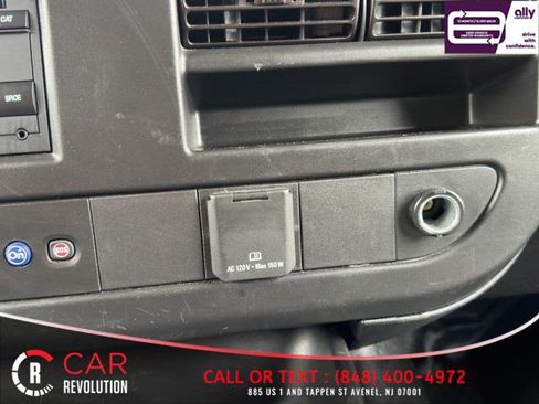 Used 2023 Chevrolet Express 2500 w/ Driver Convenience Package image 26