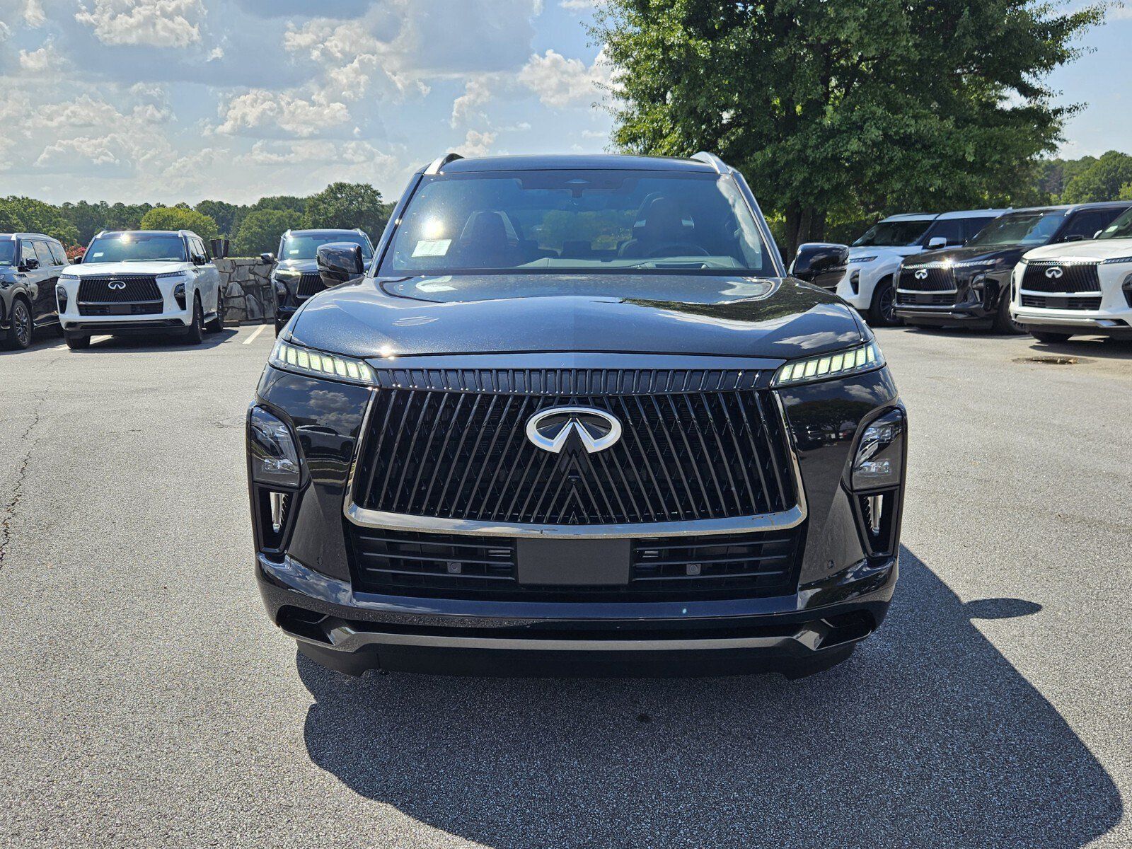 New 2027 INFINITI QX80 Autograph w/ Premium Cargo Package AWD/4WD image 2