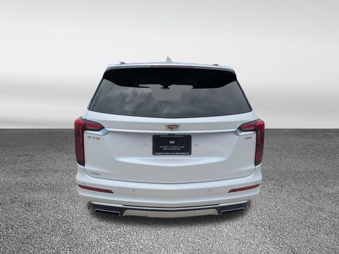 Certified 2023 Cadillac XT6 Premium Luxury AWD/4WD image 17