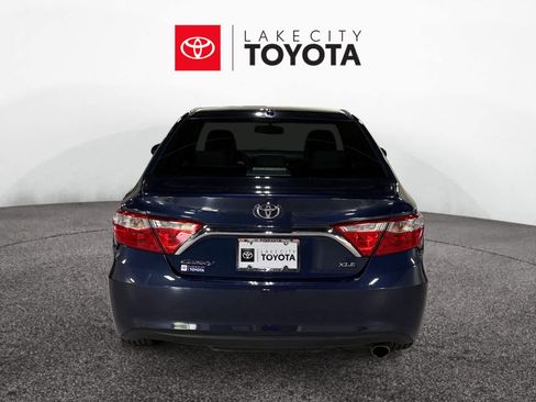 Used 2017 Toyota Camry XLE FWD image 7
