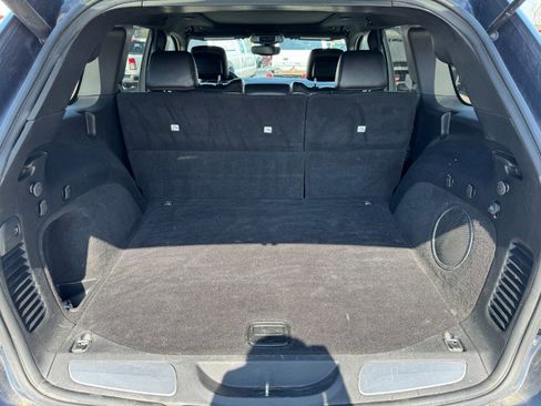 Used 2019 Jeep Grand Cherokee Limited X image 17