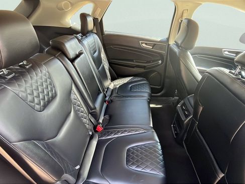 Used 2024 Ford Edge Titanium AWD/4WD image 18