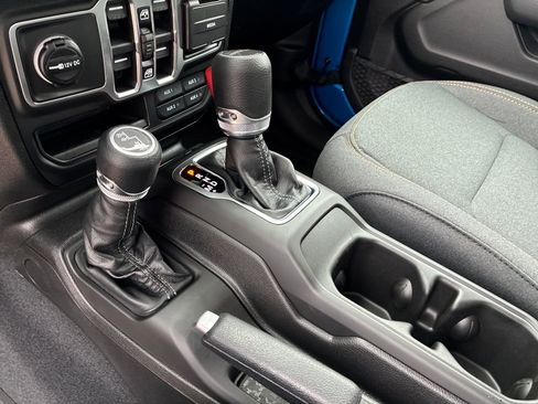 New 2026 Jeep Gladiator Sport image 24