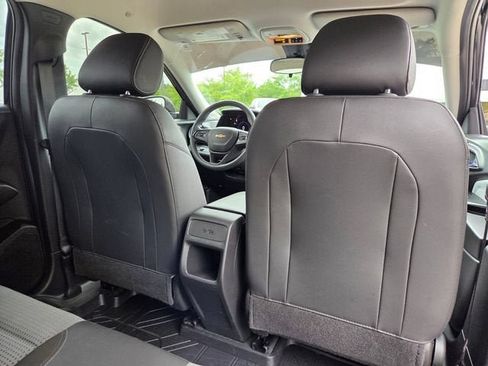 Used 2024 Chevrolet Trax LT FWD image 17