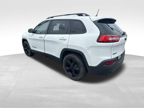 Used 2017 Jeep Cherokee High Altitude AWD/4WD image 6