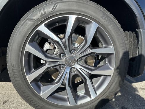 Used 2023 Acura MDX SH-AWD w/ Technology Package image 13