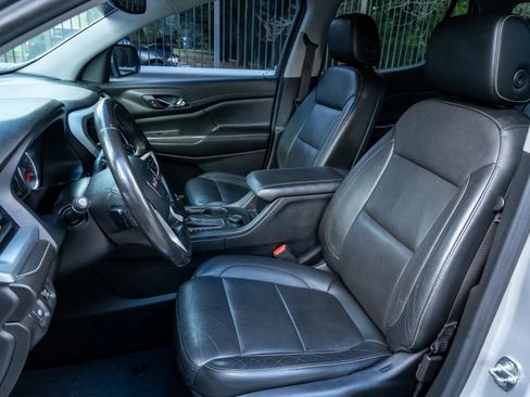 Used 2019 GMC Acadia SLT AWD/4WD image 11