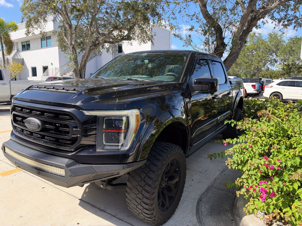 Used 2022 Ford F150 Lariat w/ Equipment Group 502A High AWD/4WD image 2