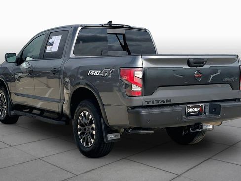 Used 2022 Nissan Titan PRO-4X w/ Pro-4x Convenience Package AWD/4WD image 12