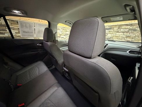 Used 2021 Chevrolet Equinox LT AWD/4WD image 30