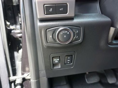 Certified 2019 Ford Expedition Max Platinum RWD image 31