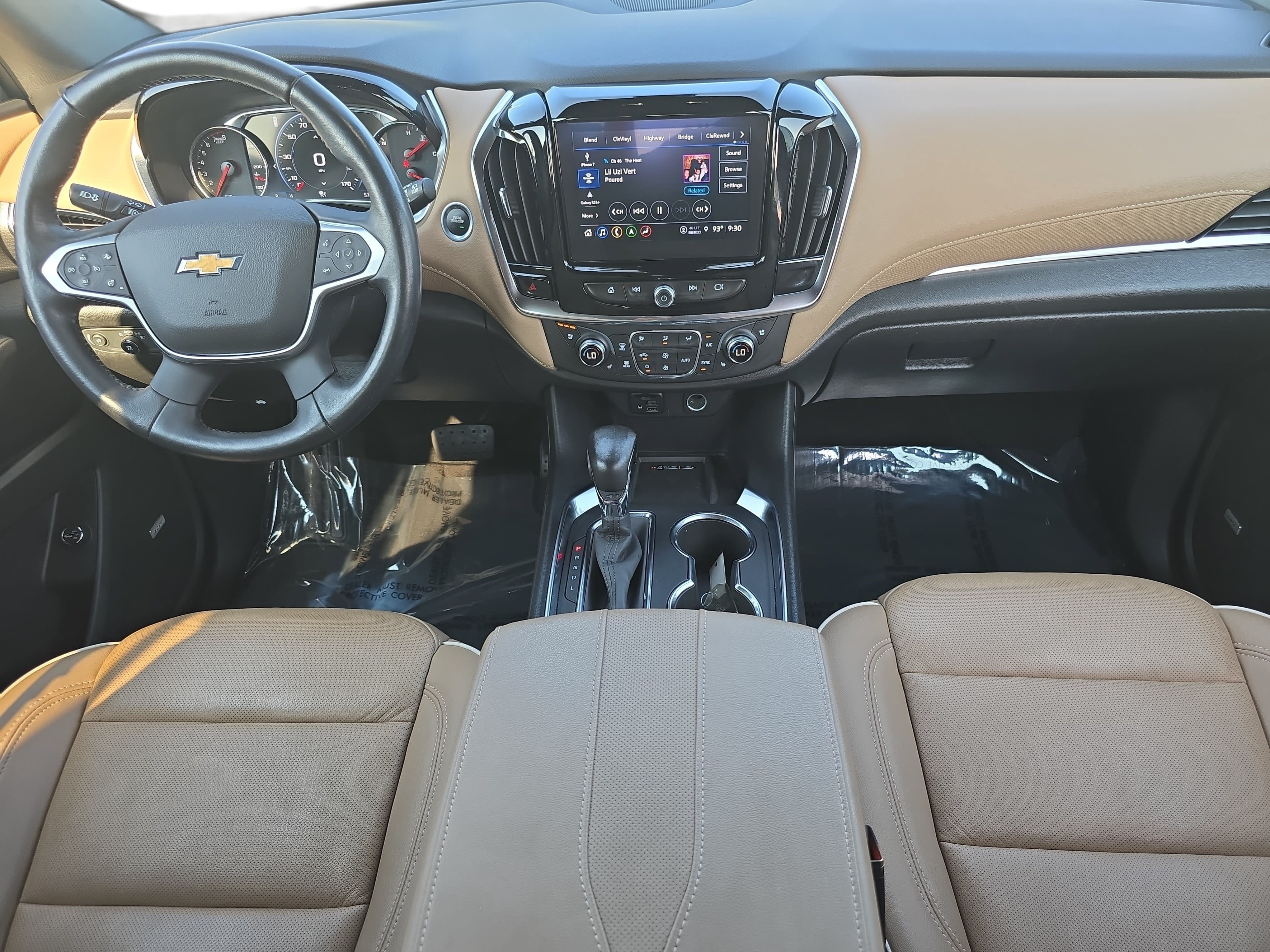Used 2022 Chevrolet Traverse Premier AWD/4WD image 9