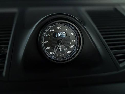 Certified 2026 Porsche Macan AWD/4WD image 26