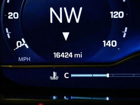 Used 2024 Chevrolet Tahoe RST w/ RST Performance Edition image 40