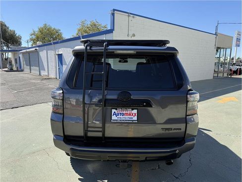 Used 2016 Toyota 4Runner TRD Pro AWD/4WD image 7