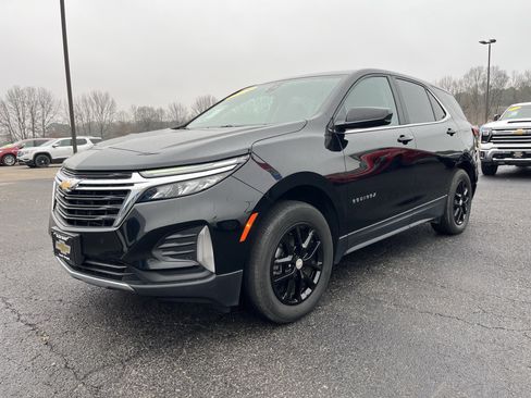 Used 2023 Chevrolet Equinox LT image 1