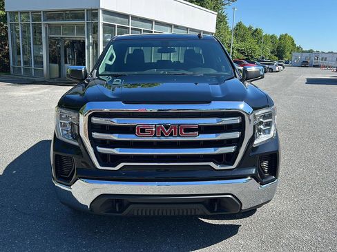 Used 2019 GMC Sierra 1500 SLE w/ SLE Value Package AWD/4WD image 8