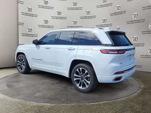 Used 2022 Jeep Grand Cherokee Overland AWD/4WD image 3