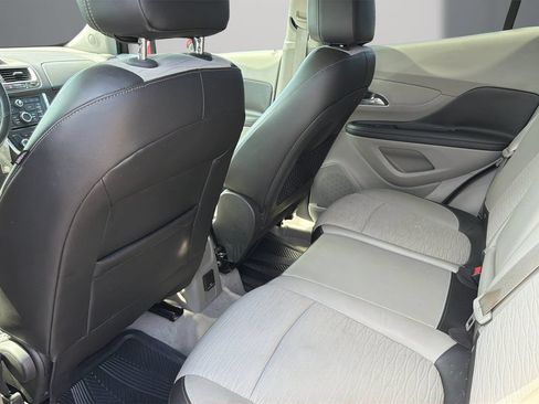 Certified 2016 Buick Encore Convenience FWD image 15