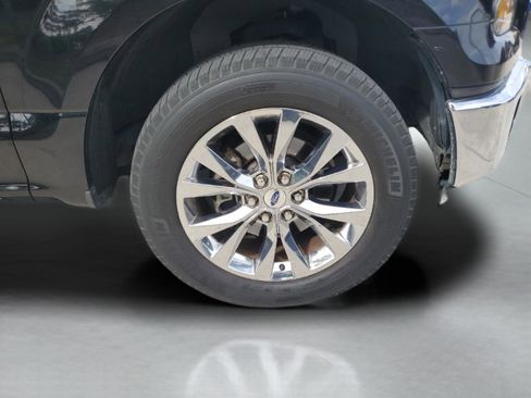 Used 2016 Ford F150 XLT w/ Equipment Group 302A Luxury image 5