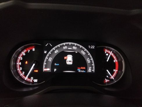 Used 2024 Toyota RAV4 LE image 18