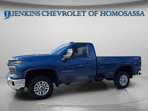 New 2025 Chevrolet Silverado 2500 LT image 1