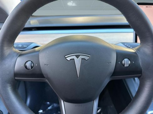Used 2022 Tesla Model 3 Long Range image 16