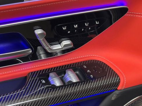 New 2025 Mercedes-Benz SL 63 AMG S e Performance 4MATIC image 13