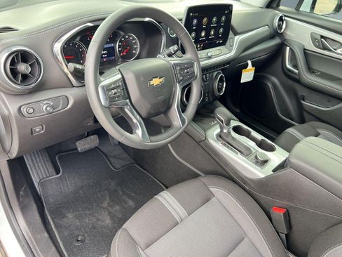 New 2026 Chevrolet Blazer LT w/ Convenience Package FWD image 4